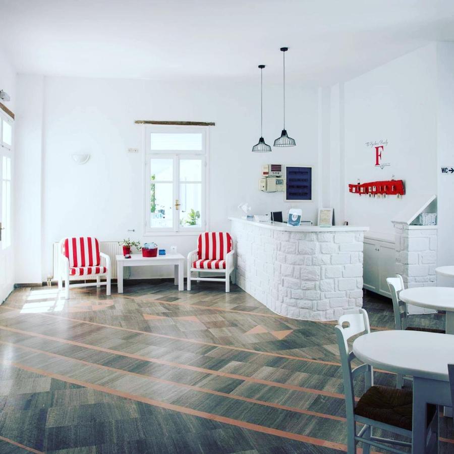 Fisilanis Beachfront 2* Logaras