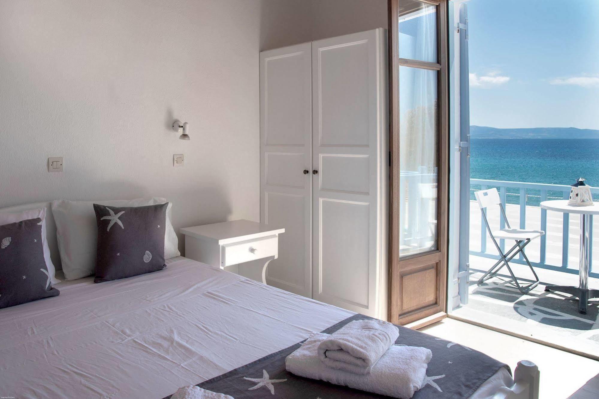 Fisilanis Beachfront 2* Logaras