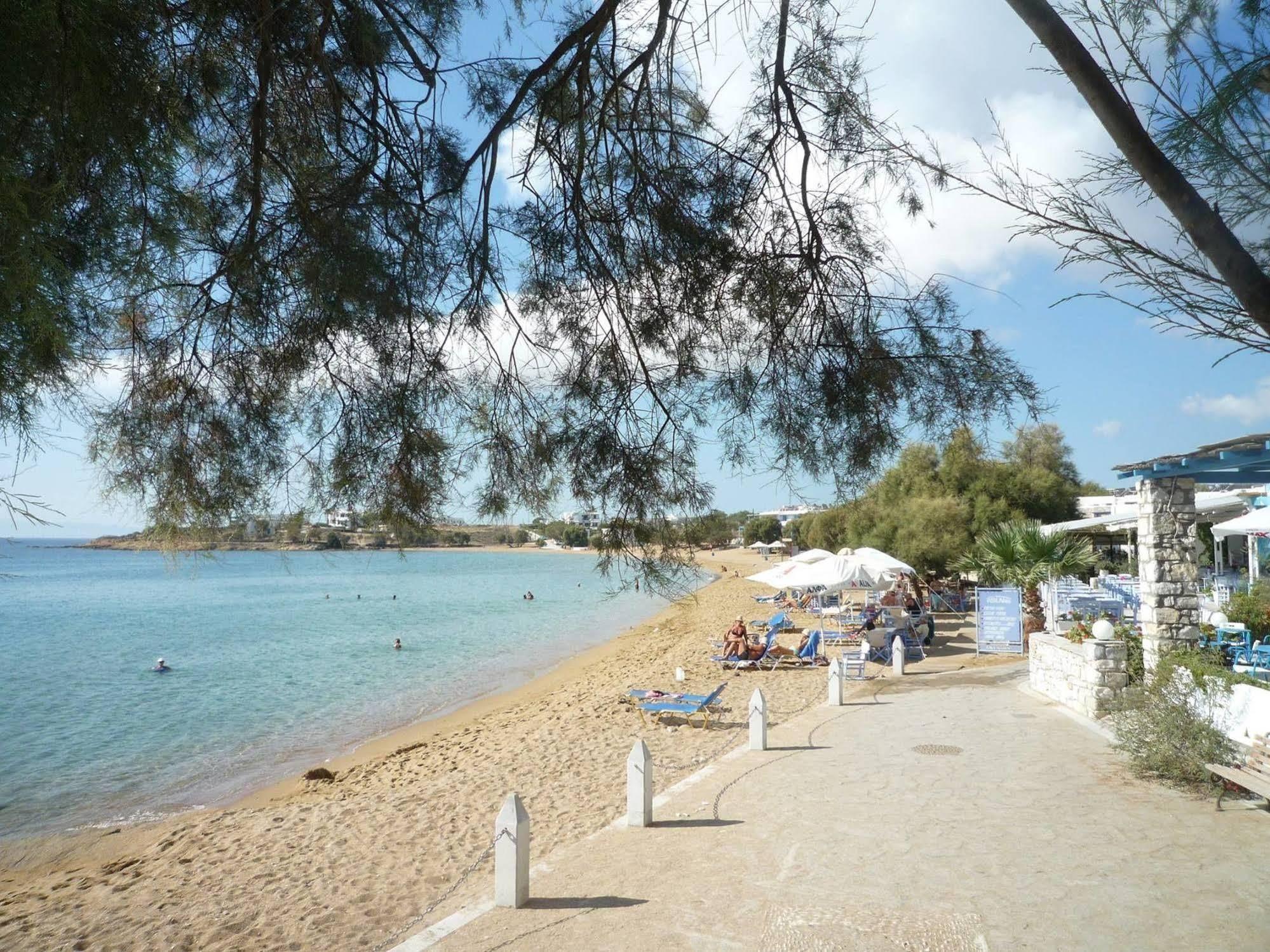 Fisilanis Beachfront Hotel