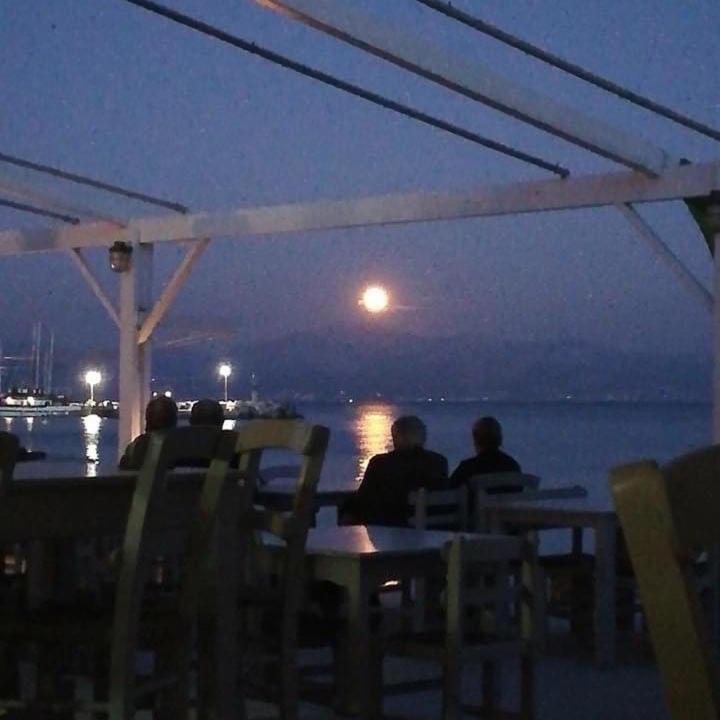 Fisilanis Beachfront Hotel