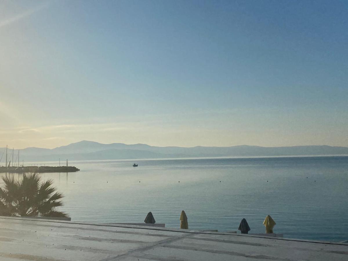 Fisilanis Beachfront