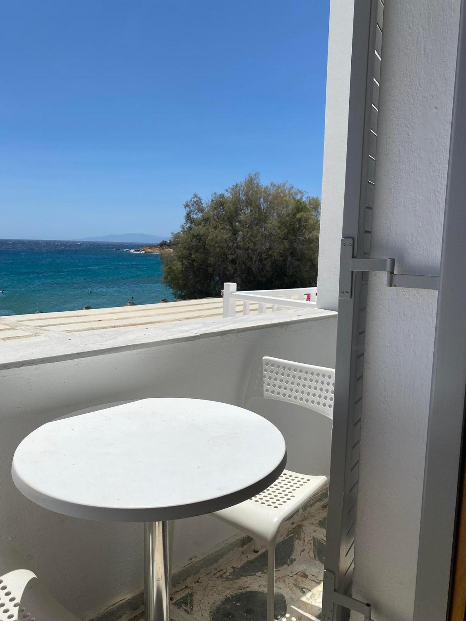 Fisilanis Beachfront Hotel 2*