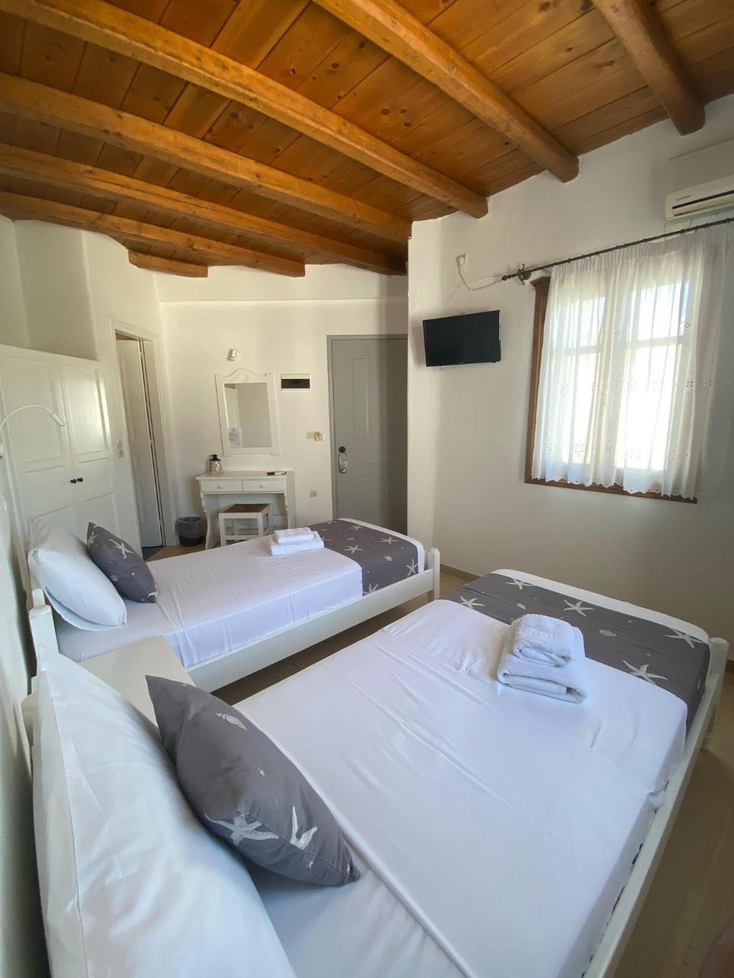 Fisilanis Beachfront 2*