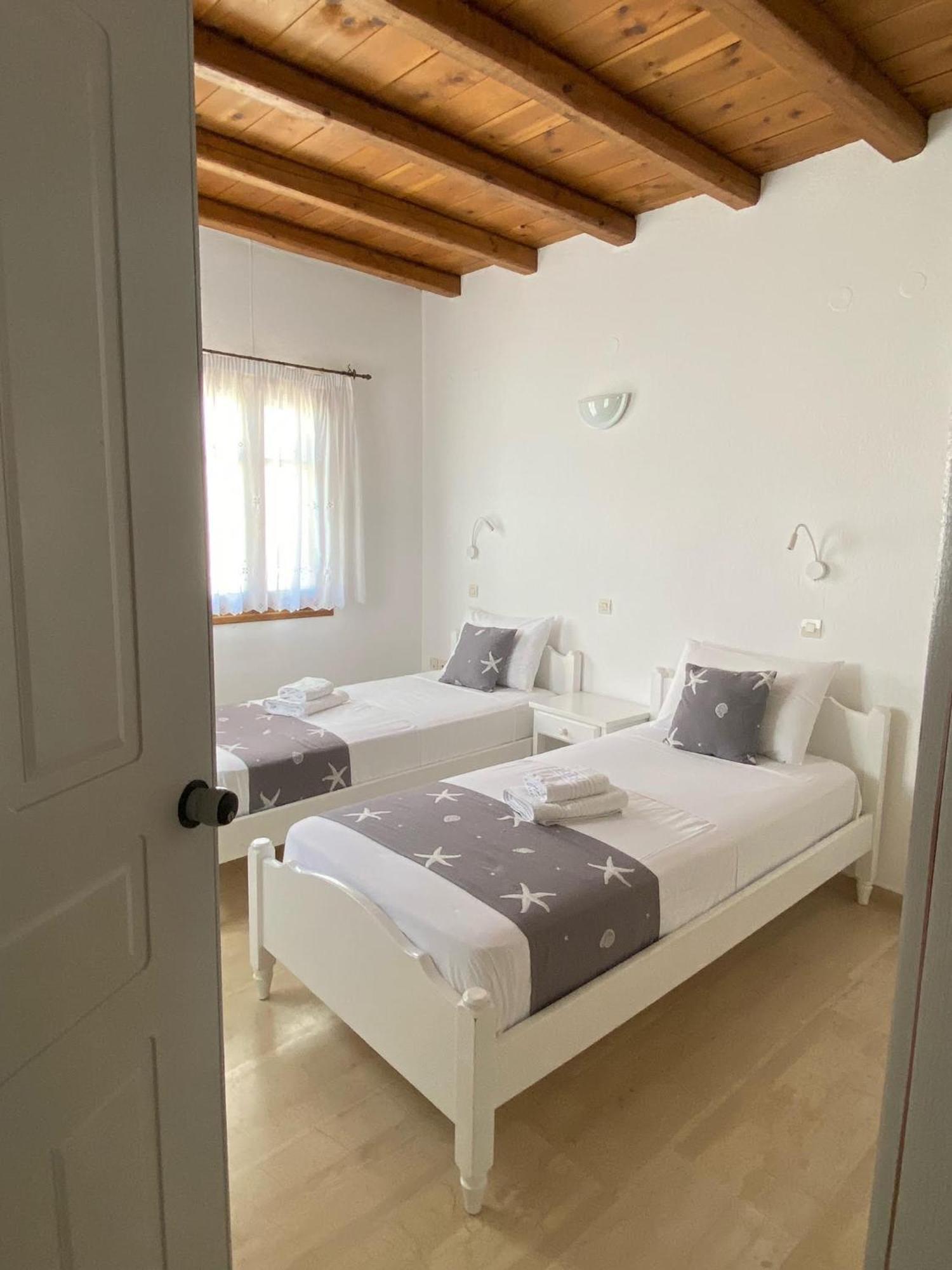 Fisilanis Beachfront Hotel