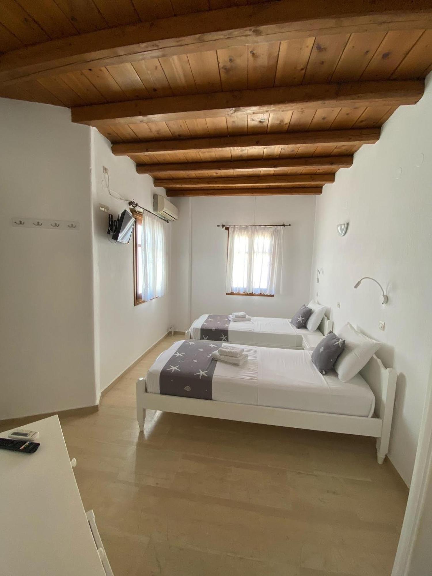 Hotel Fisilanis Beachfront