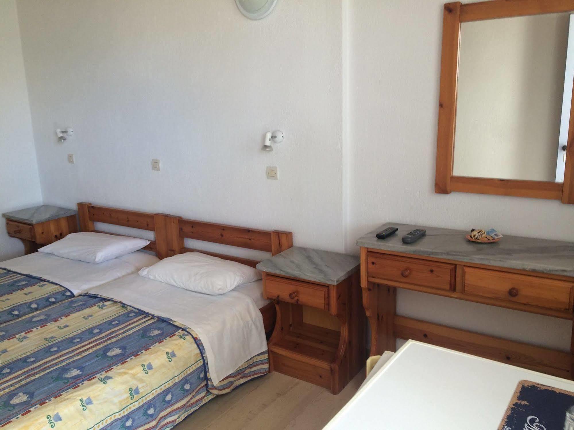 Hotel Fisilanis Beachfront Logaras
