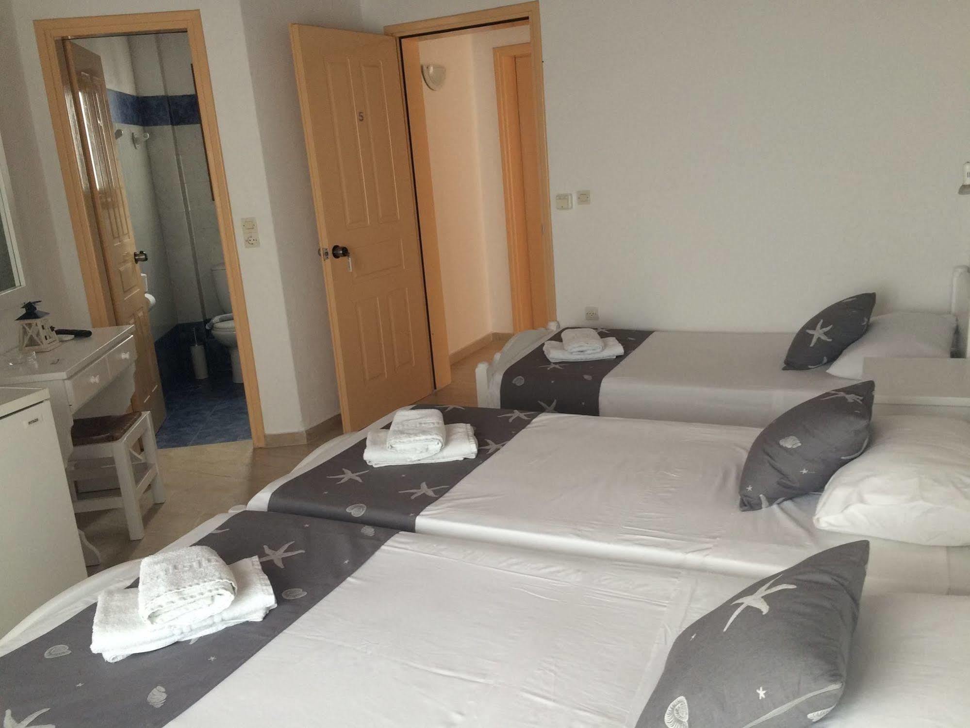 Hotel Fisilanis Beachfront